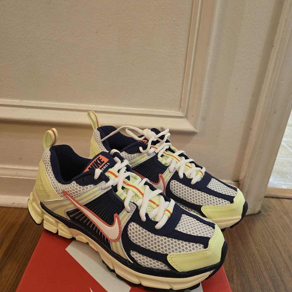 Nike Vomero 5 GS